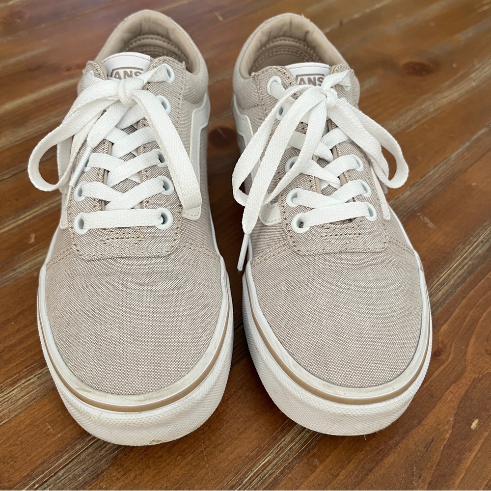 Women’s Vans Taupe Ward Skate Shoes. Size 7. - Picture 2 of 8